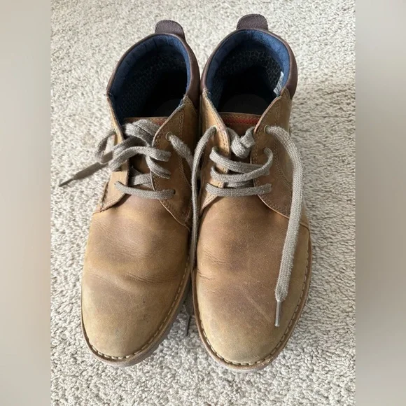 Men’s Clarks Size 10.5 - Picture 2 of 8